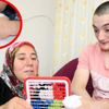 Parmaklarını yemesi engellenemiyor! Parmaklarını yemesi engellenemiyor!