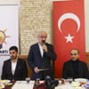 "Demokrasi dersi vermeye kalkanlar 'Evet' kampanyasını engellemeye çalışıyor" "Demokrasi dersi vermeye kalkanlar 'Evet' kampanyasını engellemeye çalışıyor"