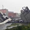 Son dakika... İtalya'da bir köprü çöktü!