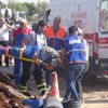 Toprak altında kalan işçi ağır yaralandı