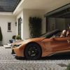 Mercedes'in İstanbul doğumlu CEO'su emekli oldu, Rakibi BMW reklam filmi hazırladı