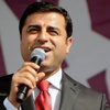 Selahattin Demirtaş'tan skandal tavaf benzetmesi Selahattin Demirtaş'tan skandal tavaf benzetmesi