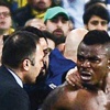 Emenike'ye şartlı destek Emenike'ye şartlı destek