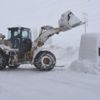 Bitlis’te kar kalınlığı 1 metreyi aştı. 165 köy yolu kapandı