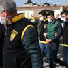 Firari iki hükümlü operasyonla yakalandı Firari iki hükümlü operasyonla yakalandı