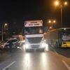 Son dakika: İstanbu'da korkunç kaza! İETT otobüsü, otomobile çarptı: 1'i ağır 3 kişi yaralandı