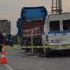 Feci kaza: 2 ölü 8 yaralı Feci kaza: 2 ölü 8 yaralı