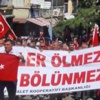 Bayrağını Kapan Simavlılar Meydana Koştu Bayrağını Kapan Simavlılar Meydana Koştu