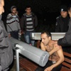 İntihar eden adamı özel güvenlikçiler kurtardı İntihar eden adamı özel güvenlikçiler kurtardı