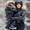 Kim Kardashian kızıyla bir örnek giyindi Kim Kardashian kızıyla bir örnek giyindi