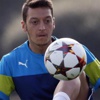 Özil'den yalanlama geldi