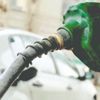 Araç sahiplerine müjde! Benzine bir indirim daha yolda... Araç sahiplerine müjde! Benzine bir indirim daha yolda...