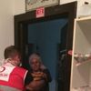 Evden çıkamayanlara Kızılay’dan Ramazan pidesi Evden çıkamayanlara Kızılay’dan Ramazan pidesi