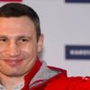 Eski boks şampiyonu Klitschko yanan yattan kurtarıldı Eski boks şampiyonu Klitschko yanan yattan kurtarıldı