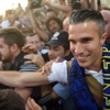 Robin Van Persie yarın imza atıyor