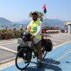 Kazak bisikletçi Marmaris'e ulaştı Kazak bisikletçi Marmaris'e ulaştı