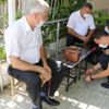 Zabıtadan masalara 'sosyal mesafe' kelepçesi Zabıtadan masalara 'sosyal mesafe' kelepçesi