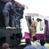 - Hindistan da iki tren çarpıştı: 12 yaralı