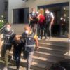 Engelli kadını gasp etmişlerdi, yakalandılar