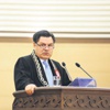 Kılıç, yasasını çiğnedi