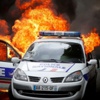 Paris alev alev yanıyor Paris alev alev yanıyor