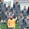 Aslan durmak bilmiyor Aslan durmak bilmiyor