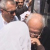 Kılıçdaroğlu halasının elini öpüp hayır duasını aldı Kılıçdaroğlu halasının elini öpüp hayır duasını aldı