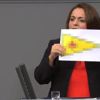 Almanya’da skandal… Türk vekil mecliste terör örgütünün paçavrasını açtı