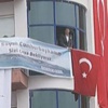 Cumhurbaşkanı Erdoğan'ı, pankartla çaya davet etti
