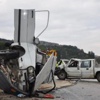 Otomobilde Sıkışan Sürücü 1 Saatte Kurtarıldı Otomobilde Sıkışan Sürücü 1 Saatte Kurtarıldı