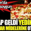﻿Garson hesabı getirdi yedikleri pizzalar midelerine oturdu