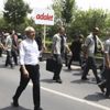 Kontrollü yürüyüş! Kontrollü yürüyüş!