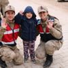 Jandarma depremzedelerin "kara gün dostu" oldu Jandarma depremzedelerin "kara gün dostu" oldu