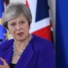İngiltere Başbakanı May görevini sürdürecek