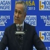 Bülent Arınç gözyaşlarını tutamadı Bülent Arınç gözyaşlarını tutamadı