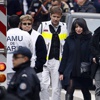Türkiye'den Paris katliamına tepkiler Türkiye'den Paris katliamına tepkiler