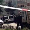 Polisi görünce eşini rehin aldı Polisi görünce eşini rehin aldı