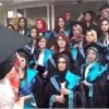 Üniversitede mezuniyet töreninde yemin krizi