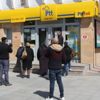 Evde kal çağrılarına rağmen sokağa çıktılar Evde kal çağrılarına rağmen sokağa çıktılar