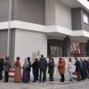 Bu kuyruk tiyatro için