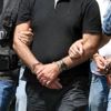 Bodrum ilçesinde eğlence mekanlarında uyuşturucu sattıkları iddiasıyla gözaltına alınan 3 şüpheli tutuklandı Bodrum ilçesinde eğlence mekanlarında uyuşturucu sattıkları iddiasıyla gözaltına alınan 3 şüpheli tutuklandı