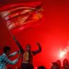 Göztepe taraftarı sokaklara döküldü Göztepe taraftarı sokaklara döküldü