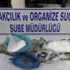 Uyuşturucuyu karnında taşıdı! Uyuşturucuyu karnında taşıdı!