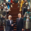 İngiliz gazetesinin manşetinde Cumhurbaşkanlığı Sarayı İngiliz gazetesinin manşetinde Cumhurbaşkanlığı Sarayı