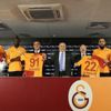 Galatasaray yeni transferlerini tanıttı Galatasaray yeni transferlerini tanıttı