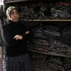 Tarlada giydiği şalvarın üreticisi oldu Tarlada giydiği şalvarın üreticisi oldu