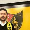 Son dakika: Fatih Tekke resmen İstanbulspor'da! Son dakika: Fatih Tekke resmen İstanbulspor'da!