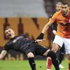 Younes Belhanda, Sivasspor maçının ardından TT Stadı'nın zeminini eleştirdi