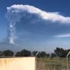Dumanı üstünde Etna yanardağından ürküten görüntü Dumanı üstünde Etna yanardağından ürküten görüntü