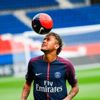 Tek günde 10 bin Neymar forması satıldı